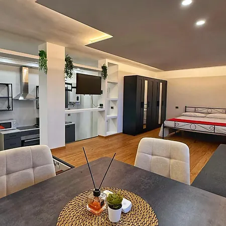 Elegante Loft A Free Park Wi-fi Ac Nyaraló